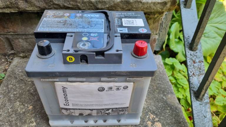 VW Polo Car BATTERY Type 012 (used) TU3 Exide