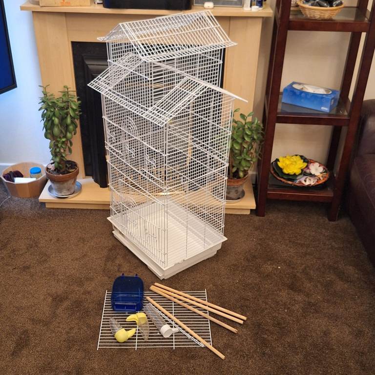 Large Tall White Metal Bird Cage Suitable For Budgies, Canaries, Finches etc