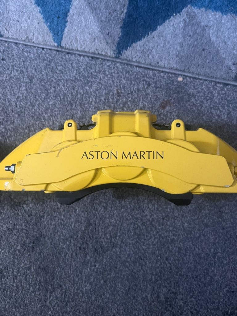 Aston Martin brake calipers and pads 