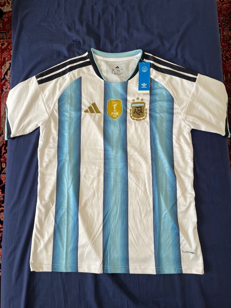 Argentina Team Football Shirt - Men’s Size XL