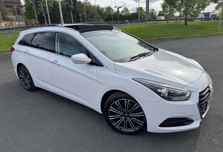2016 Hyundai i40 1.7 CRDi Blue Drive Premium Tourer Euro 6 (s/s) 5dr ESTATE Diesel Manual