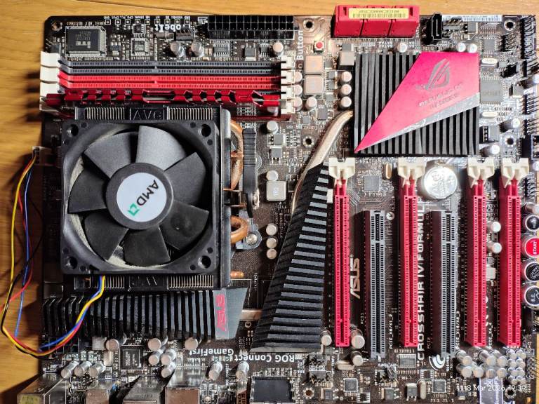 ASUS ROG Crosshair IV Formula AMD X4 965 8GB DDR3 HD5570 GPU EVGA 500W PSU