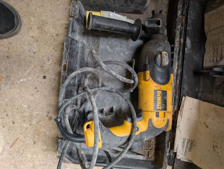 DeWalt D25013 SDS hammer Drill 110v