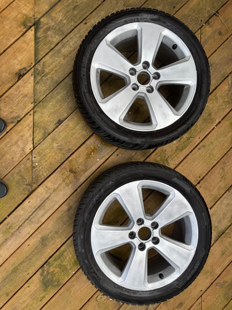 2 x AUDI A3 SPORTBACK SILVER 17" ALLOY WHEELS 8V0601025BK 