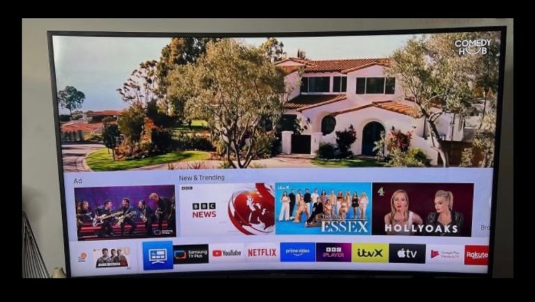 Samsung 55-inch RU7300 Curved HDR Smart 4K TV