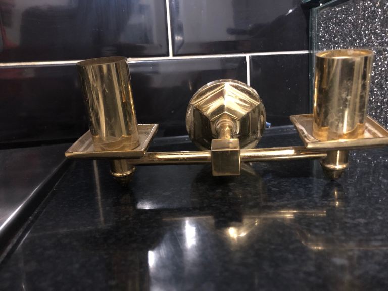 image for Gold wall lights X4 available 