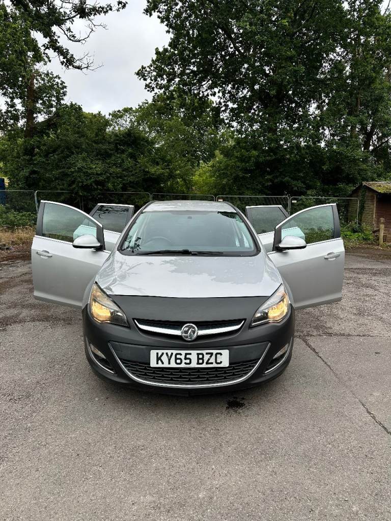 Vauxhall, ASTRA, Estate, 2015, Manual, 1598 (cc), 5 doors