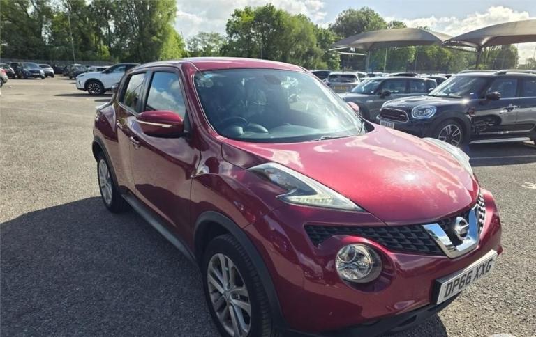 2017 Nissan Juke 1.2 DiG-T N-Connecta 5dr ++ NAV / CAMERA / DAB / ULEZ ++ HATCHBACK Petrol Manual