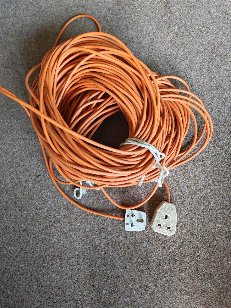 300 foot outdoor extension lead 