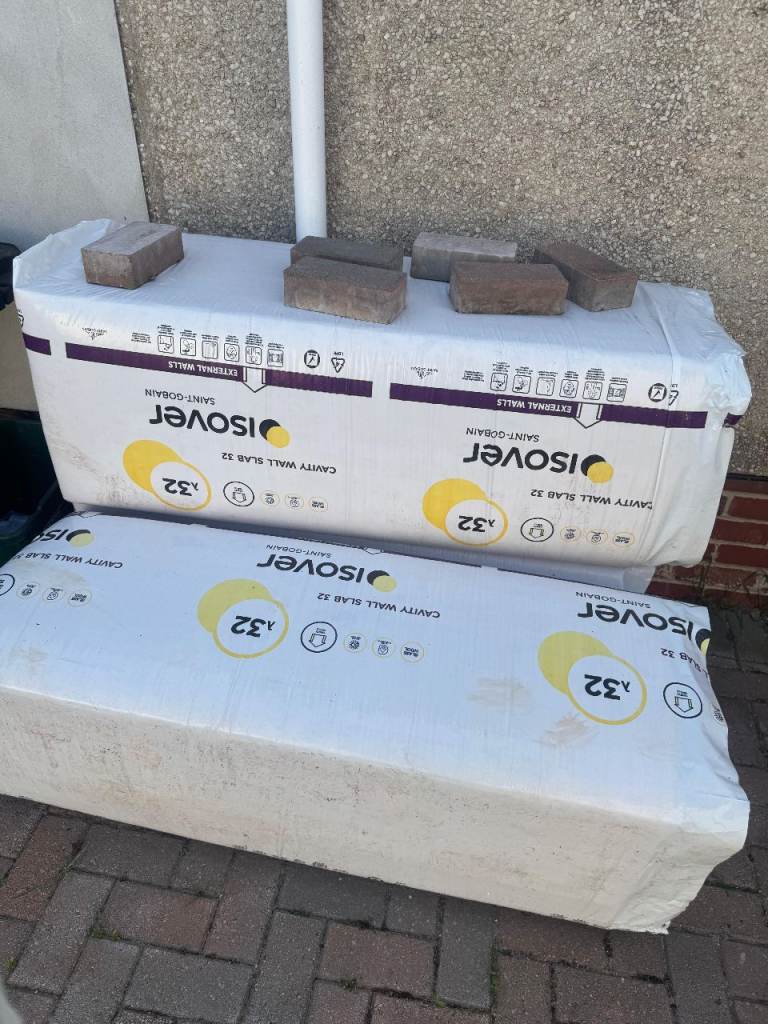4 packs ISOVER cavity wall insulation - collection only
