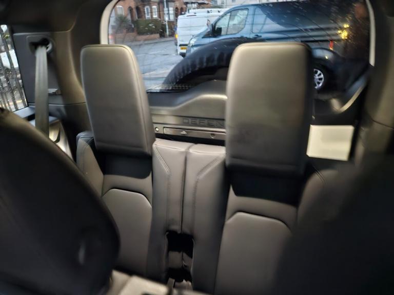 2025 Land Rover Defender X-DYNAMIC SE  ( 7 Seater) * BIG SPEC * Estate Diesel Automatic