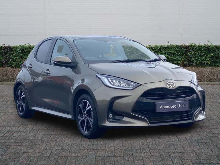 2024 Toyota Yaris 1.5 Hybrid Design 5dr CVT Hatchback Hybrid Automatic