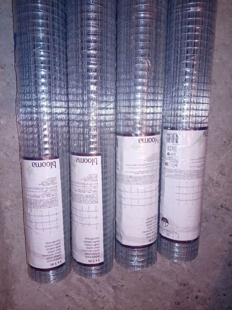 Blooma Galvanised Welded Wire Mesh Fencing Rolls - New