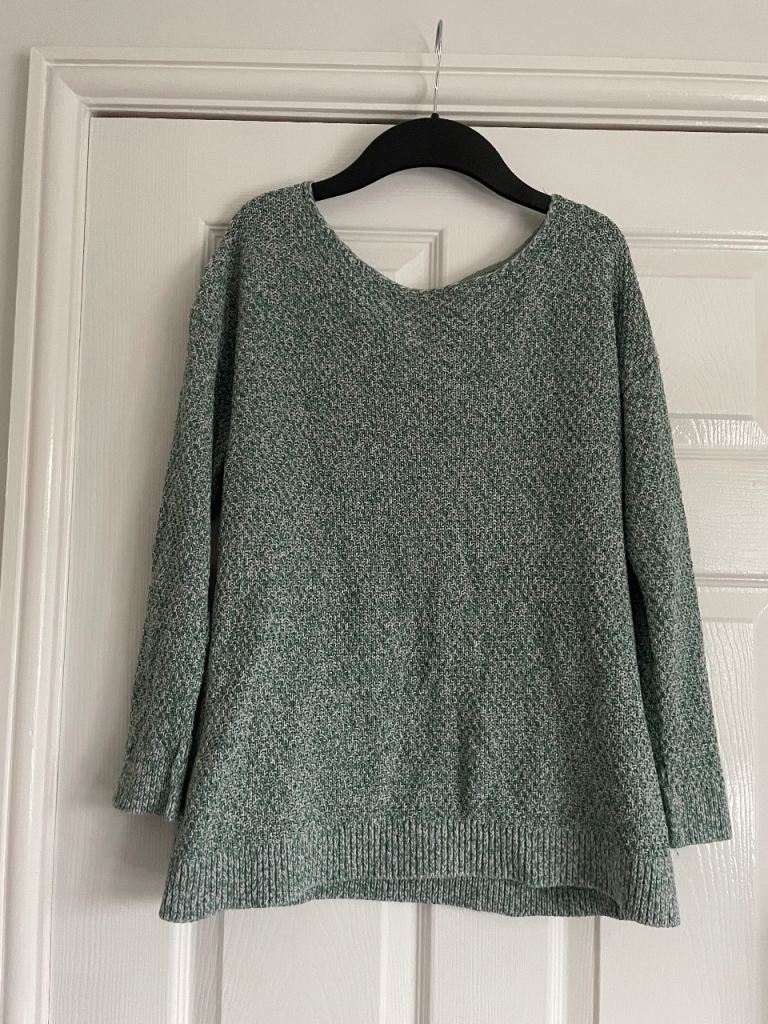 Fat Face ladies jumper, green and white fleck, Size 10