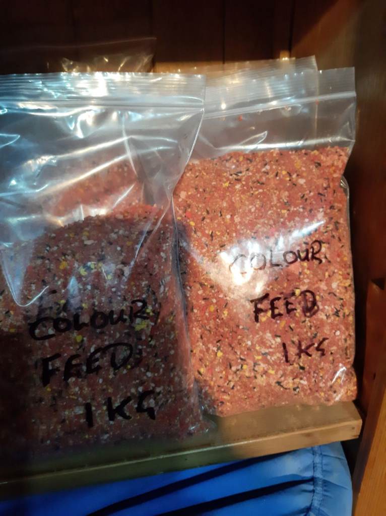 Budgie seed ,colour feed and egg food for sale 