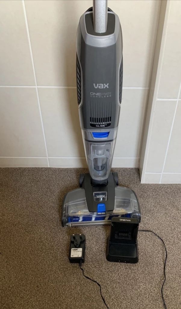 Used Vac cordless floor cleaner OnePWR - Ready for a New Home!