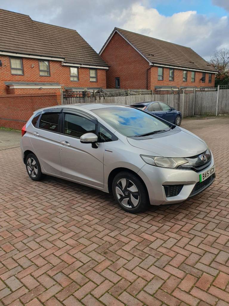 2015 Honda Jazz Fit 1.5 Petrol Hybrid Automatic 