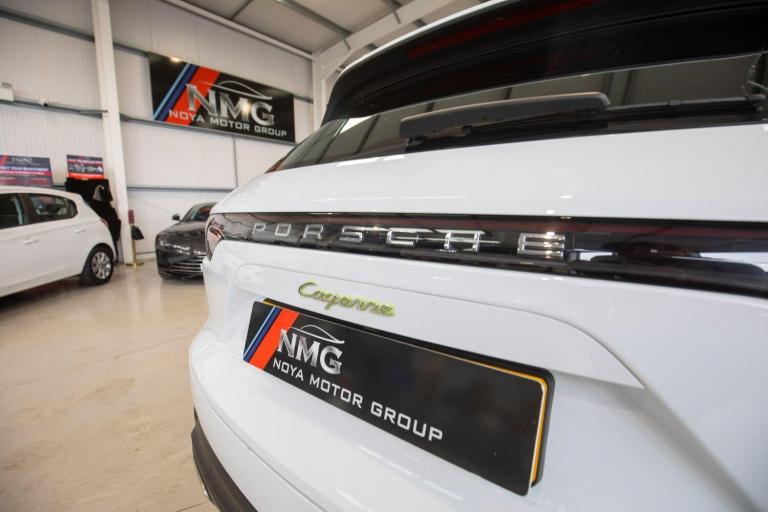 2021 Porsche Cayenne E-Hybrid 5dr Tiptronic S ESTATE PETROL/ELECTRIC Automatic