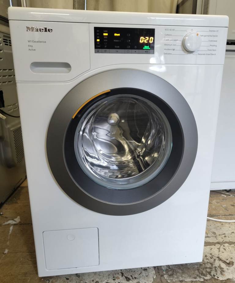 Miele W1 Excellence 8kg load 1400 spin washing machine 'as new'