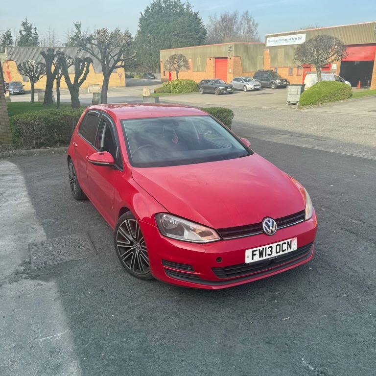 Volkswagen, GOLF, Hatchback, 2013, Semi-Auto, 1968 (cc), 5 doors