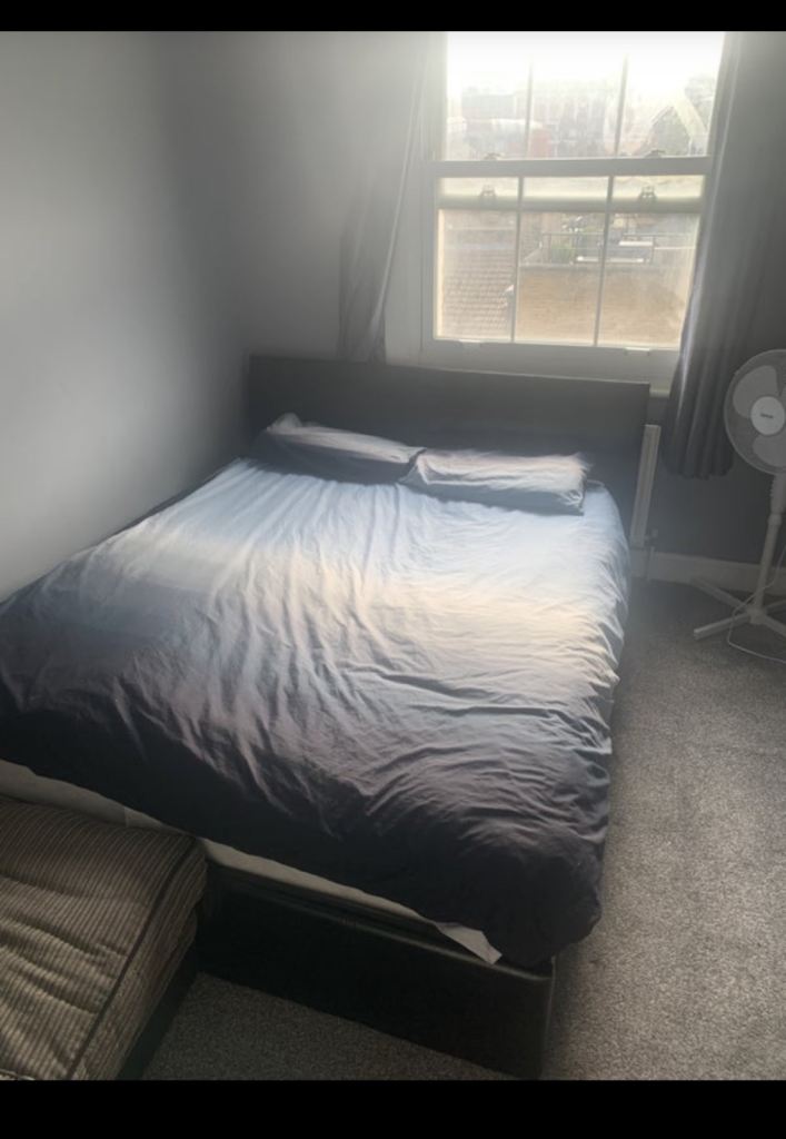 Large double room on the southbank