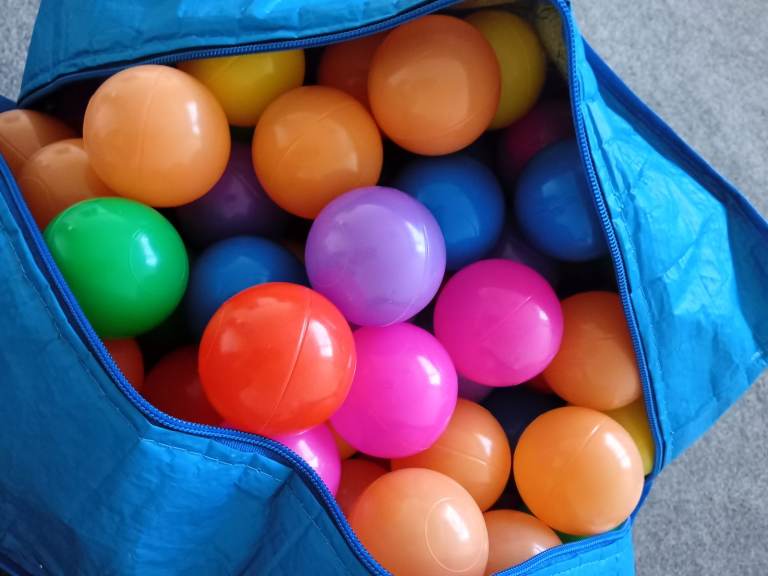 Multicoloured Plastic Play Pit Balls - Good Condition