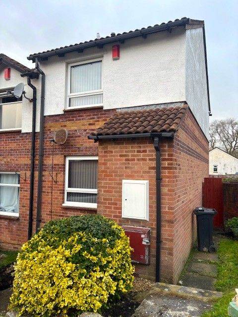**PENDING** 2 bedroom house to rent in Whitleigh, Plymouth, PL5 4HL