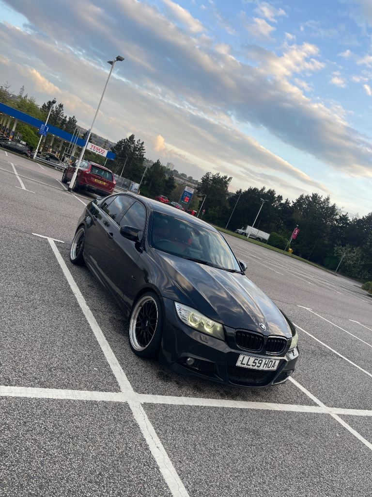 BMW, 3 SERIES, Saloon, 2009, Manual, 2993 (cc), 4 doors