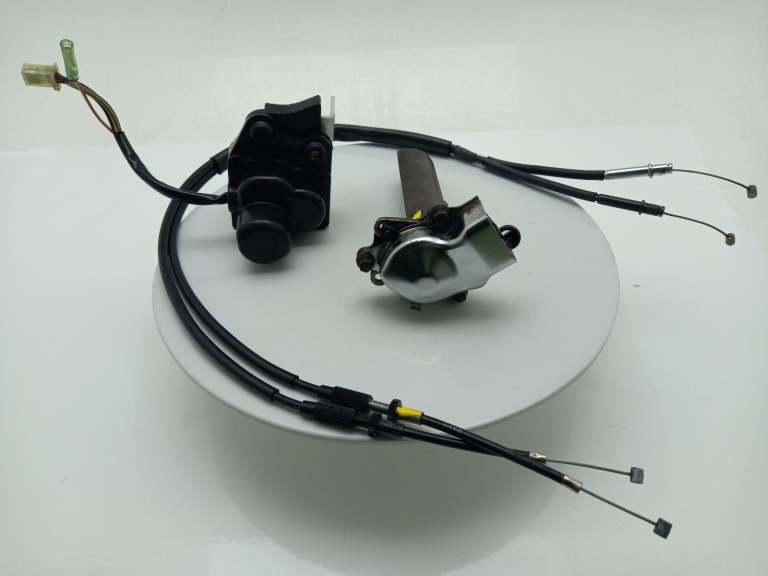 2000 Yamaha Yzf R1 Exhaust System 4fm8582000