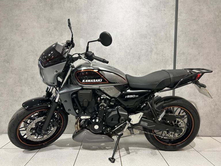 72/2022 Kawasaki Z650RS - 3550 miles 