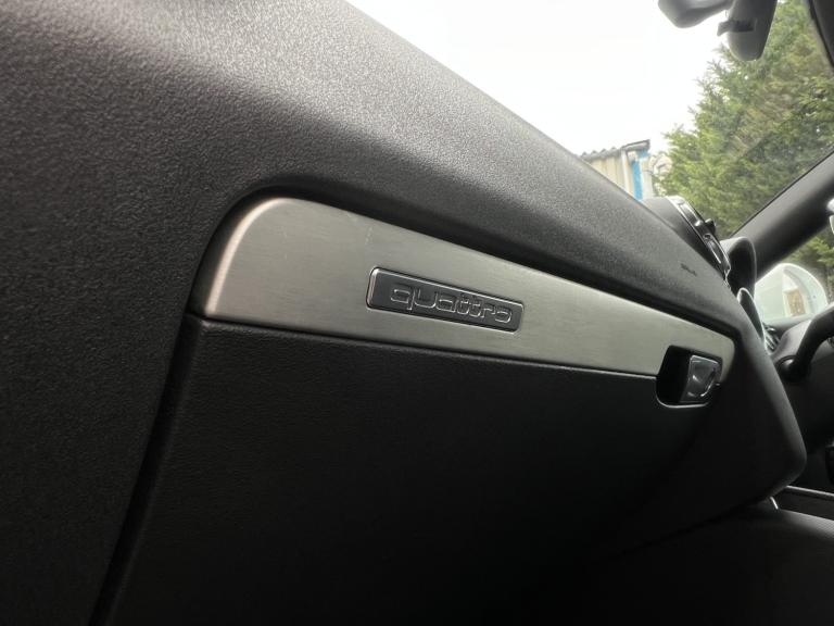 AUDI TT 2.0 TDI Black Edition 2013