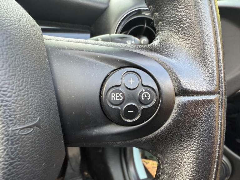 MINI CONVERTIBLE 1.6 Cooper D Convertible 2013