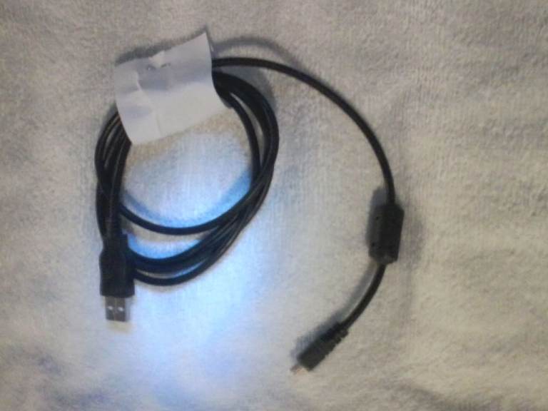 USB Data Cable for Olympus Digital Camera Model FE-45