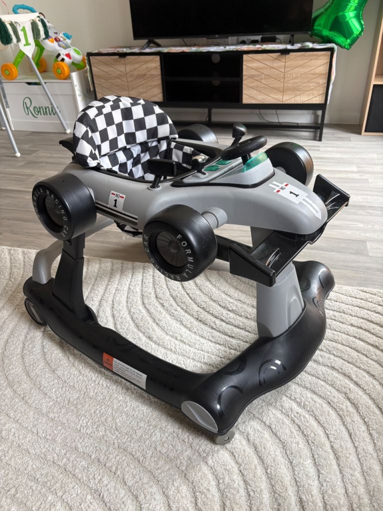 Baby 4 in 1 car walker