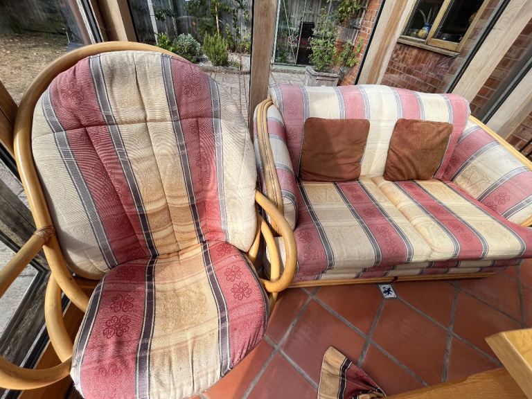 Conservatory bamboo sofa and two chairs 