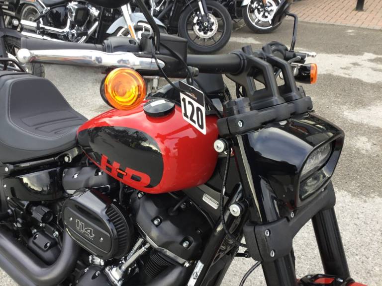 2023 Harley-Davidson SOFTAIL FXFBS FAT BOB 114 FXFBS Colour Option (23MY) CUSTOM PETROL Manual