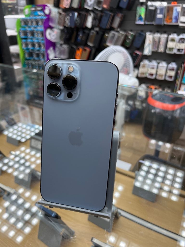 Apple iPhone 13 Pro Max, 128GB, Sierra Blue – Almost New!