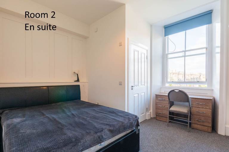 FLAT SHARE: Double room (with en suite) for let within enormous, 8-bedroom flat in Haymarket