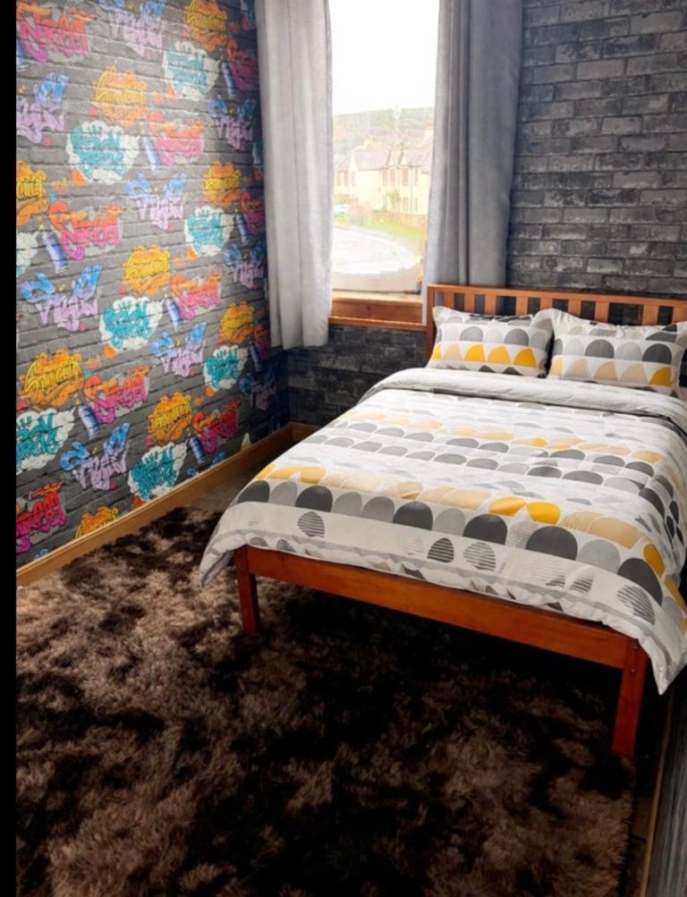 Room to Rent 
