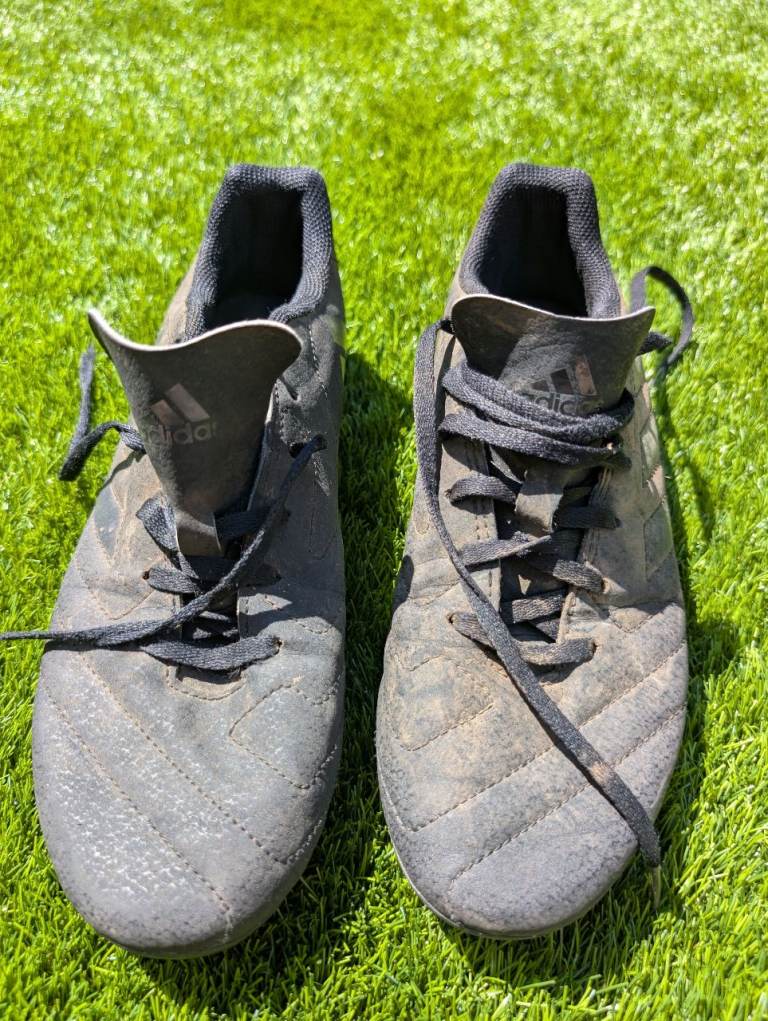 Black Adidas Football Boots for Kids - UK size 7
