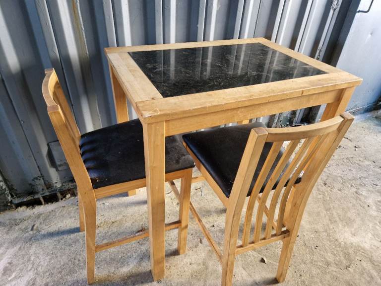 table and 2 chairs