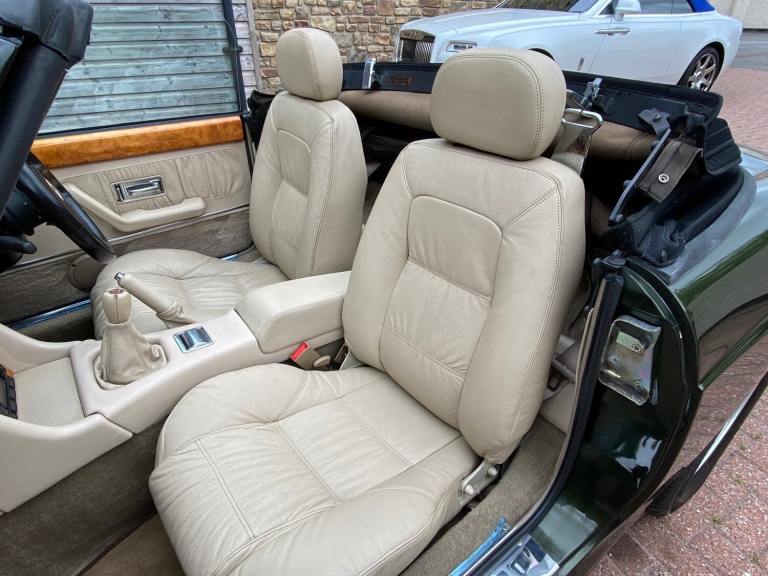 MG RV8 4.0 CONVERTIBLE WOODCOTE GREEN * TOP GRADE * 31000 MILES WITH 12 SERVICE 