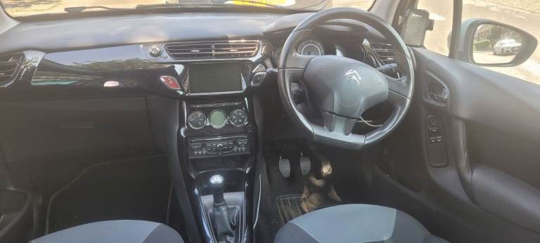 Citroen, C3, Hatchback, 2011, Manual, 1360 (cc), 5 doors