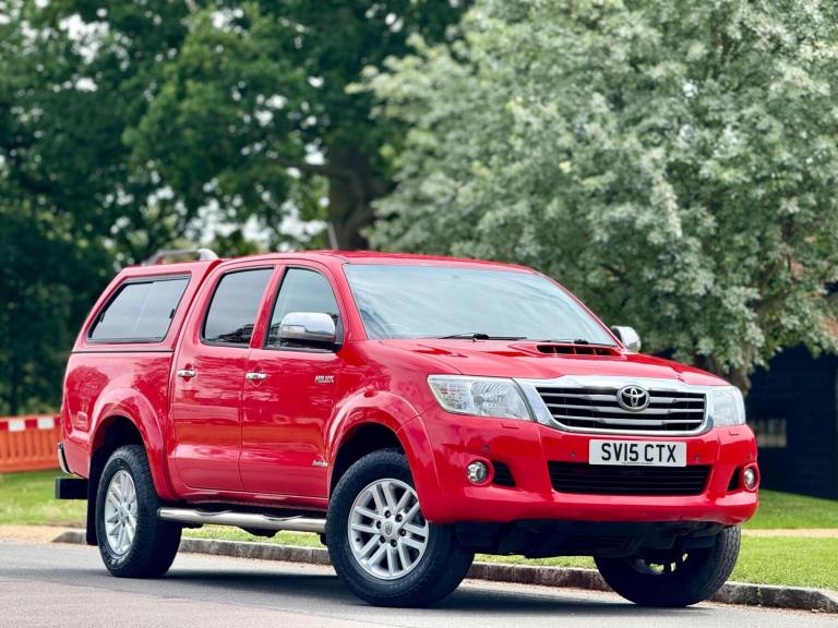2015 Toyota Hilux 3.0 D-4D Invincible Auto 4WD Euro 5 4dr PICK UP Diesel Automatic