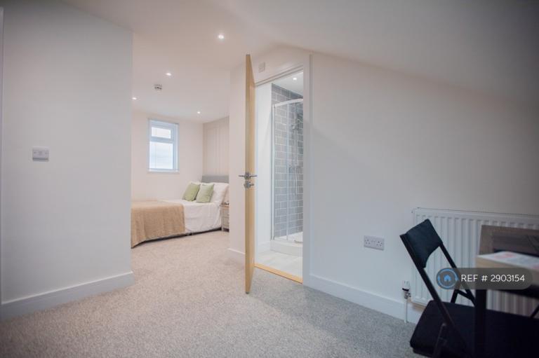 1 bedroom in New Road, Portsmouth, PO2 (#2903154)