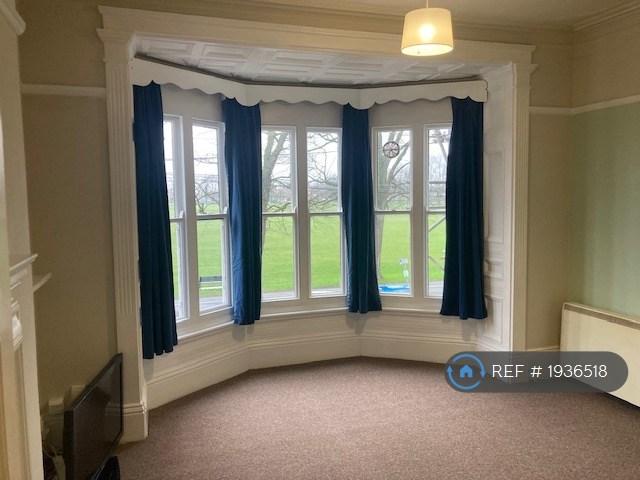 1 bedroom flat in Victoria Park Road, Leicester, LE2 (1 bed) (#1936518)