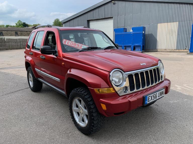 56 Jeep Cherokee LIMITED CRD 2.8 TD MANUAL (126K MLS) NO UNDERSIDE ROT (LONG MOT