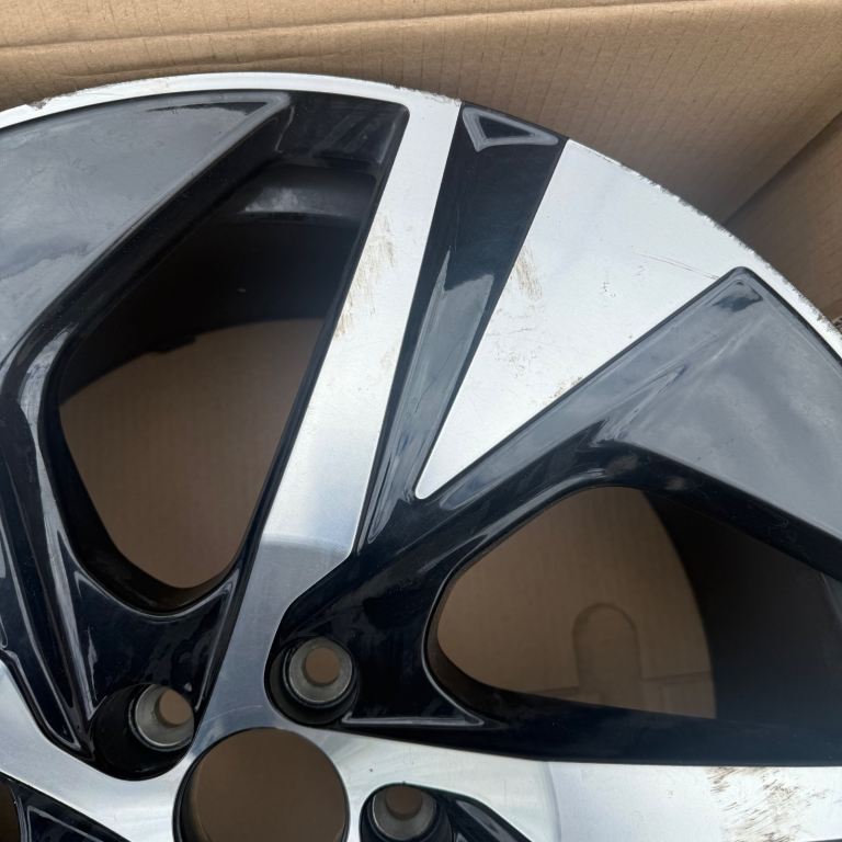 VOLVO XC90 BLACK 20” DIAMOND CUT ALLOY WHEEL RIM 9J OEM 32209411 GENUINE