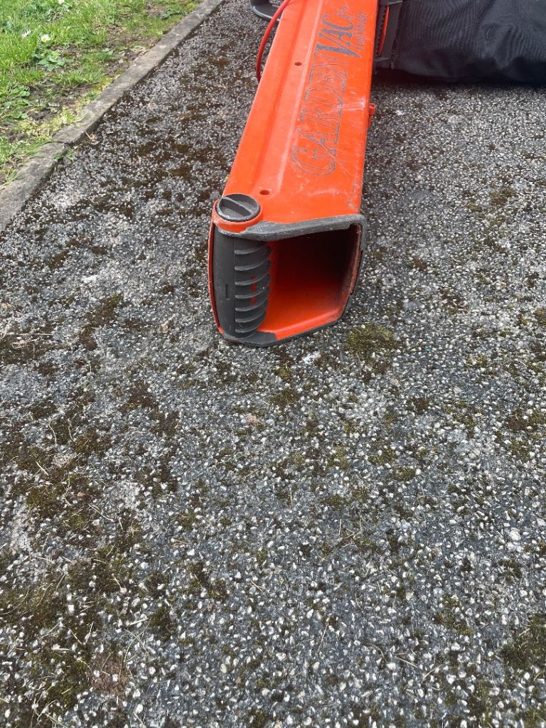 Flymo vac & leaf shredder & vacuum