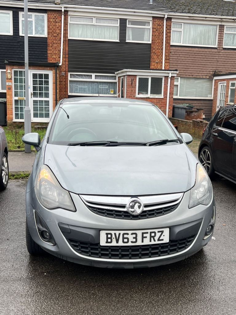 Vauxhall corsa 2013 model 